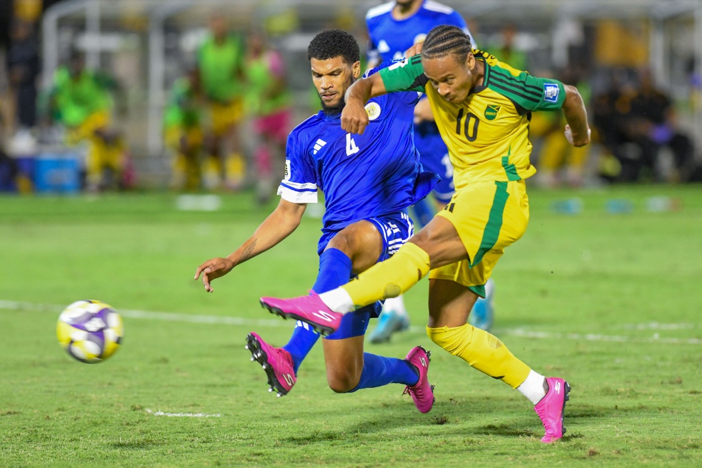 Jamaica vs Curaçao — Midfield Challenge
